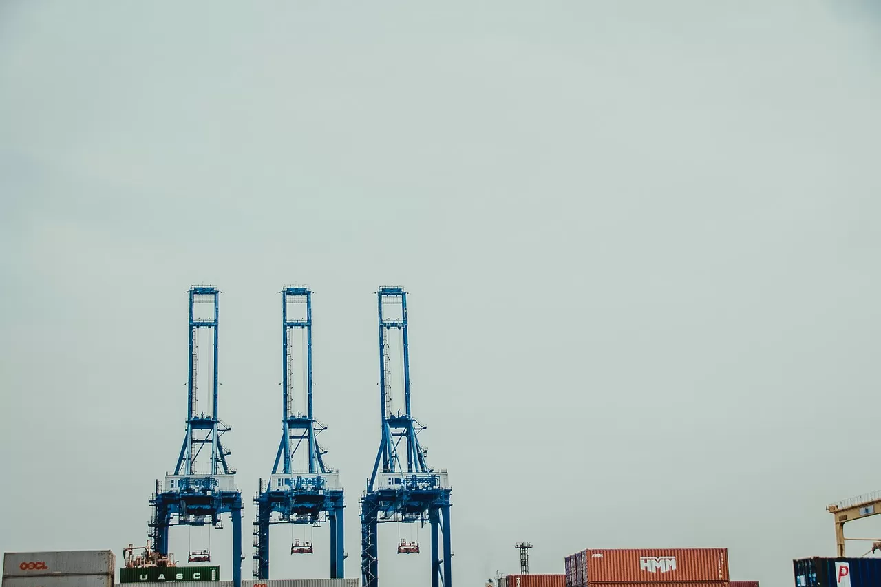 What are the small details in export trade?