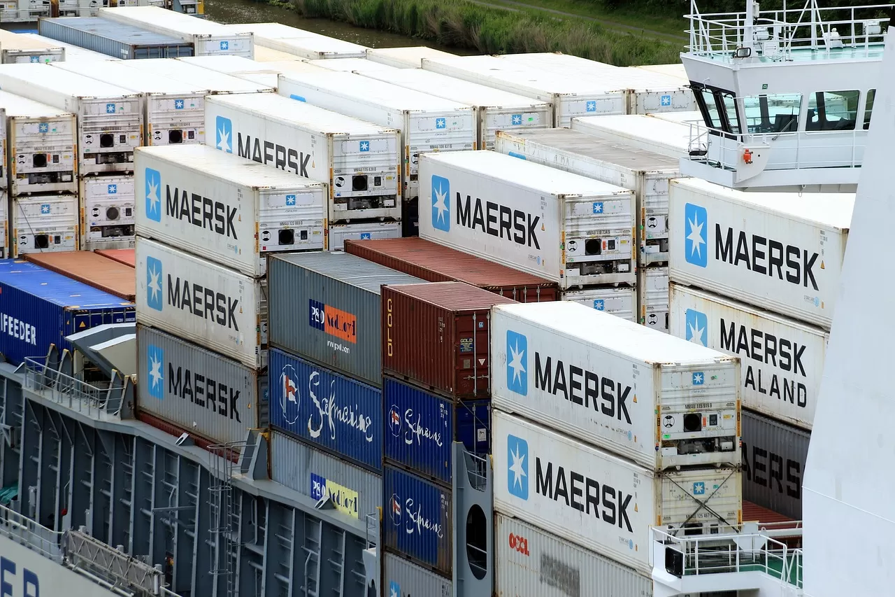 Is Medan export agents a help or an obstacle? 