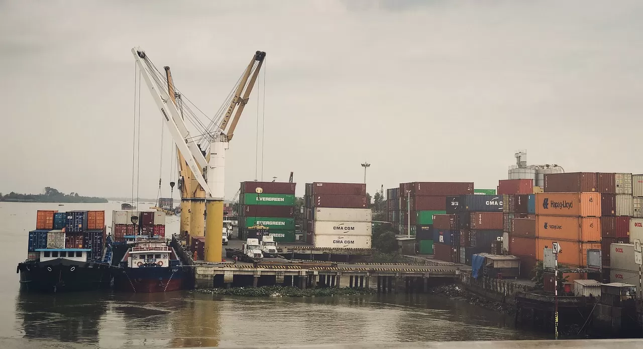 What exactly is a foreign trade agency?