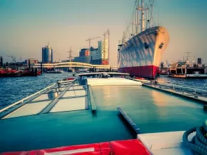 What is the agency cost for importing skincare products in Guangzhou? How much do you know?