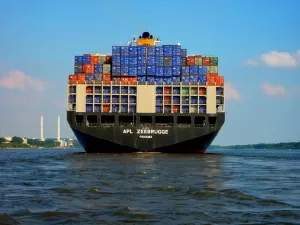 Is railway transportation faster than maritime transport and more cost-effective than air transport? Guilin enterprises are secretly using this trick