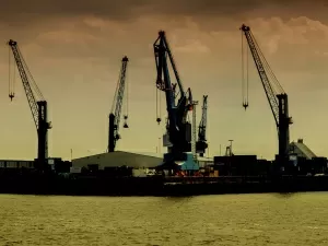 Why Has Fangchenggang Railway Import Agency Center Become a New Favorite in Trade?