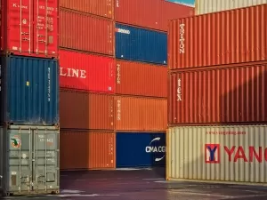Making a Million a Year in Foreign Trade from Home? The Truth and Opportunities of SOHO Import-Export Agency