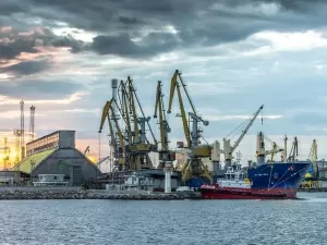 How much do you know about the risks in international freight forwarding business?