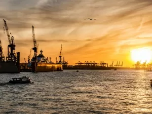 Does Liaoning's Entrepot Trade Hide a Hundred-Billion Business Opportunity?